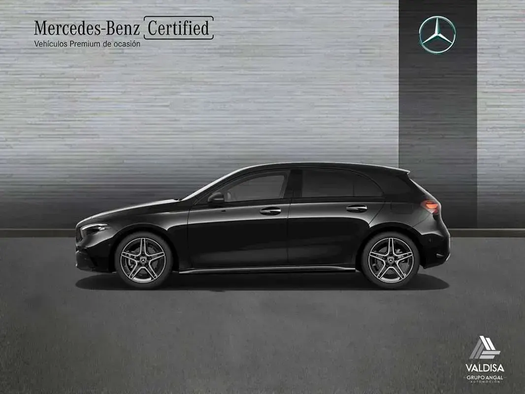 Usado Mercedes A180 136 CV (100 kW) 2025 Berlina