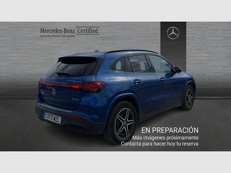 Usado Mercedes EQA300 167 kW (228 CV) 2025 Azul SUV