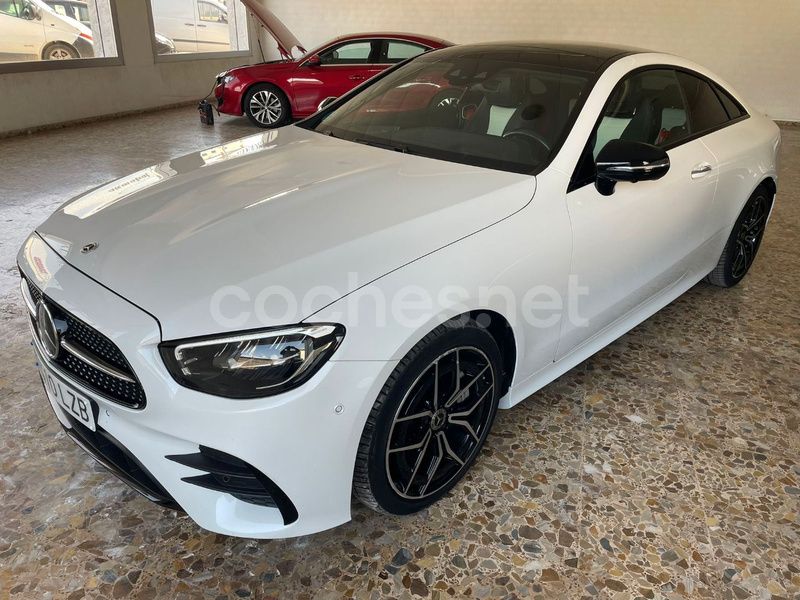 Usado Mercedes E400 330 CV (242 kW) 2022 Blanco Coupe