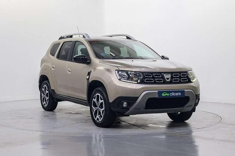Usado Dacia Duster 102 CV (75 kW) 2021 Plateado SUV