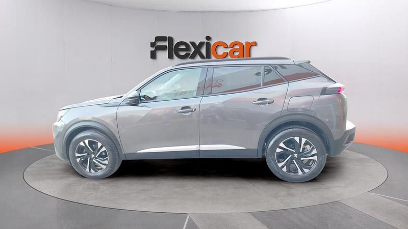 Usado Peugeot 2008 Allure 100 CV (73 kW) 2022 Gris SUV