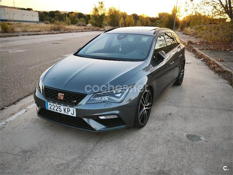 Gris / plata Usado 2018 Cupra Leon Familiar | 23.000 € (Buen precio) - Imagen 1/4