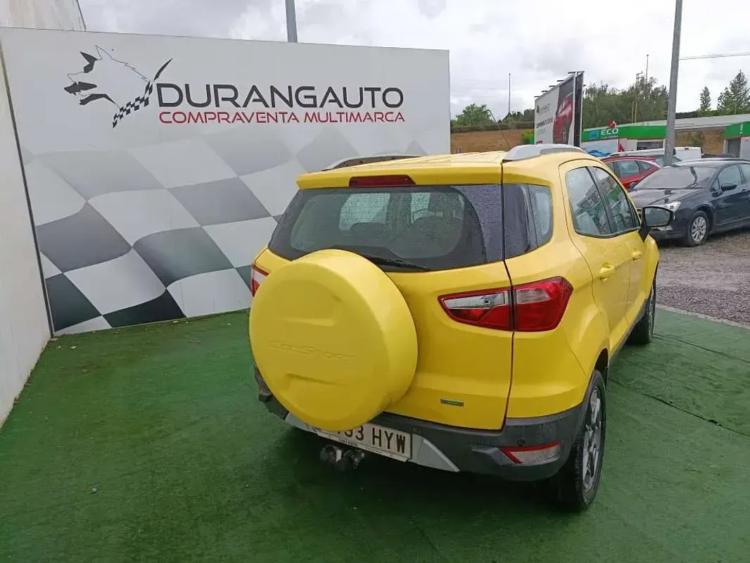 Usado Ford Ecosport Titanium 125 CV (91 kW) 2014 Amarillo SUV