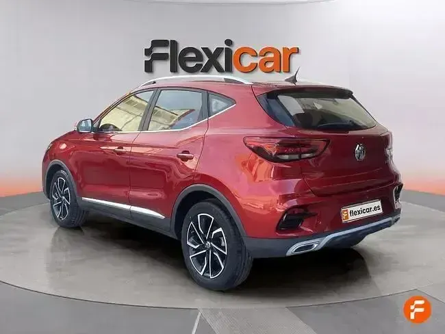 Usado MG ZS Luxury 106 CV (77 kW) 2021 Rojo SUV