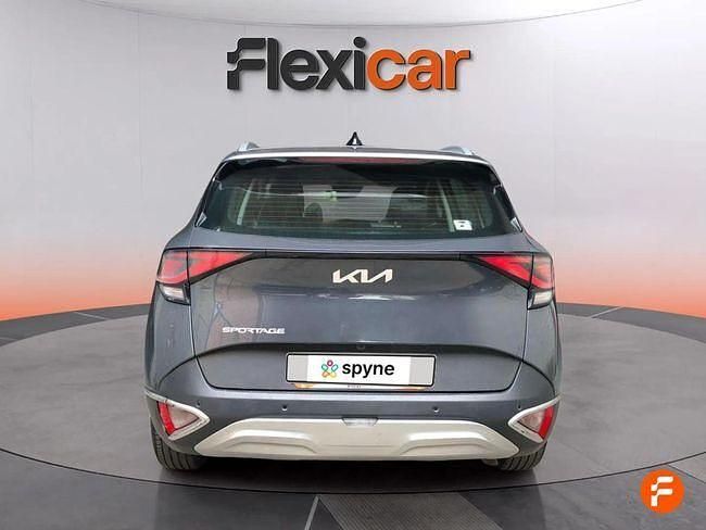 Usado Kia Sportage 136 CV (100 kW) 2023 Gris SUV