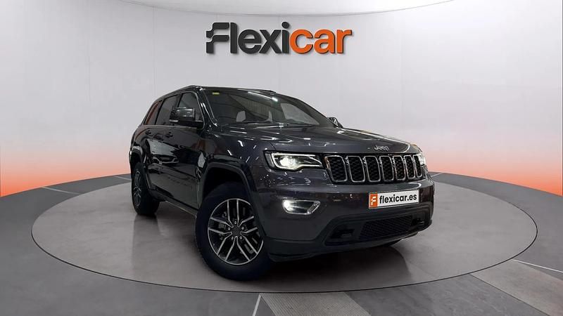 Usado Jeep Grand Cherokee Overland 286 CV (210 kW) 2018 Gris SUV