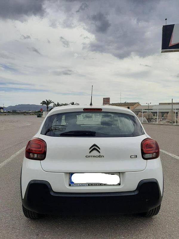 Usado Citroën C3 Feel 99 CV (72 kW) 2020 Blanco Utilitario
