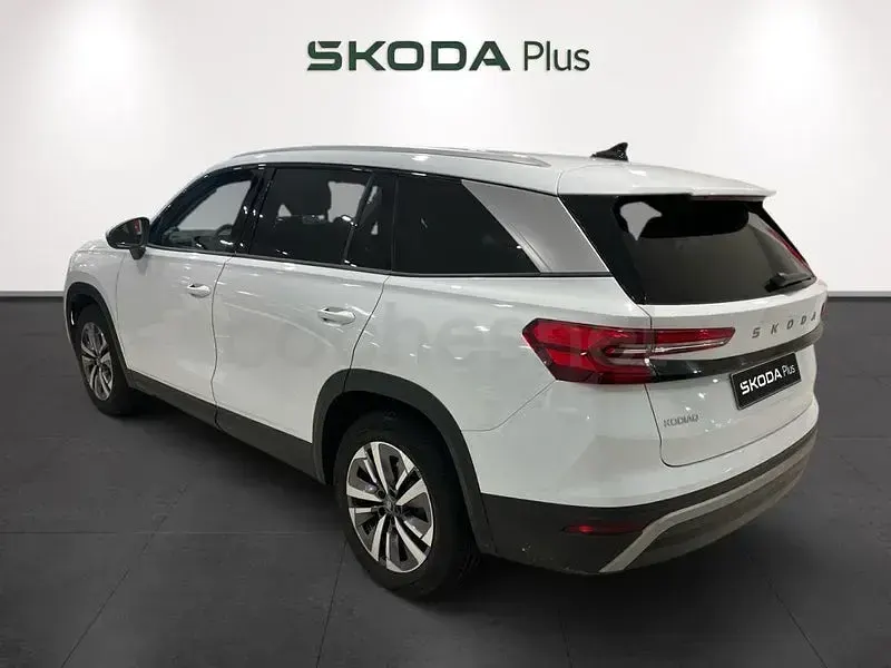 Begagnad Skoda Kodiaq Selection 150 HK (110 kW) 2025 Vit SUV