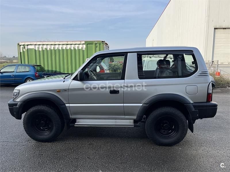 Usado Toyota Land Cruiser 163 CV (119 kW) 2001 Gris / plata SUV