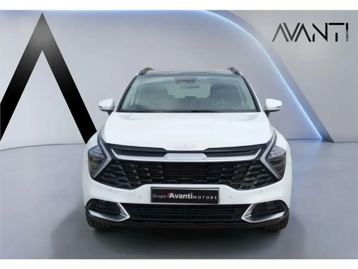 Käytetty Kia Sportage 136 HP (100 kW) 2023 Valkoinen Katumaasturi