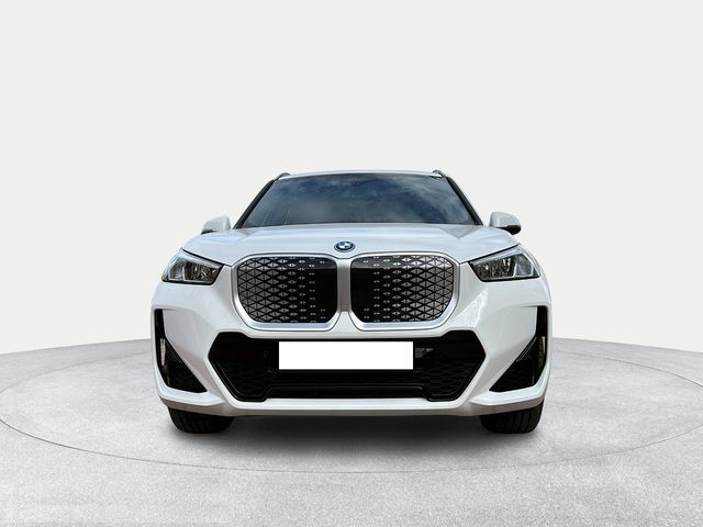 Usado BMW iX1 Luxury Line 230 kW (313 CV) 2025 Blanco SUV