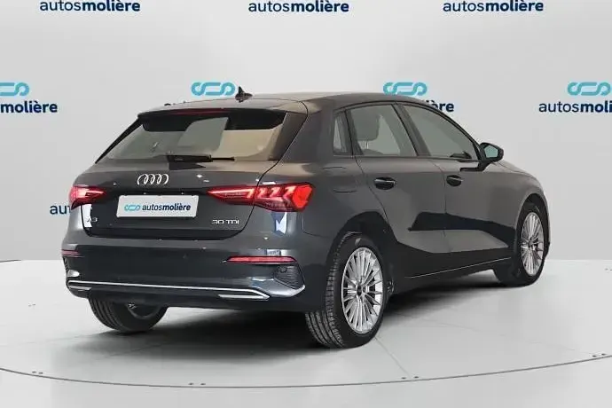 Usado Audi A3 Advanced Plus 116 CV (85 kW) 2021 Gris Berlina