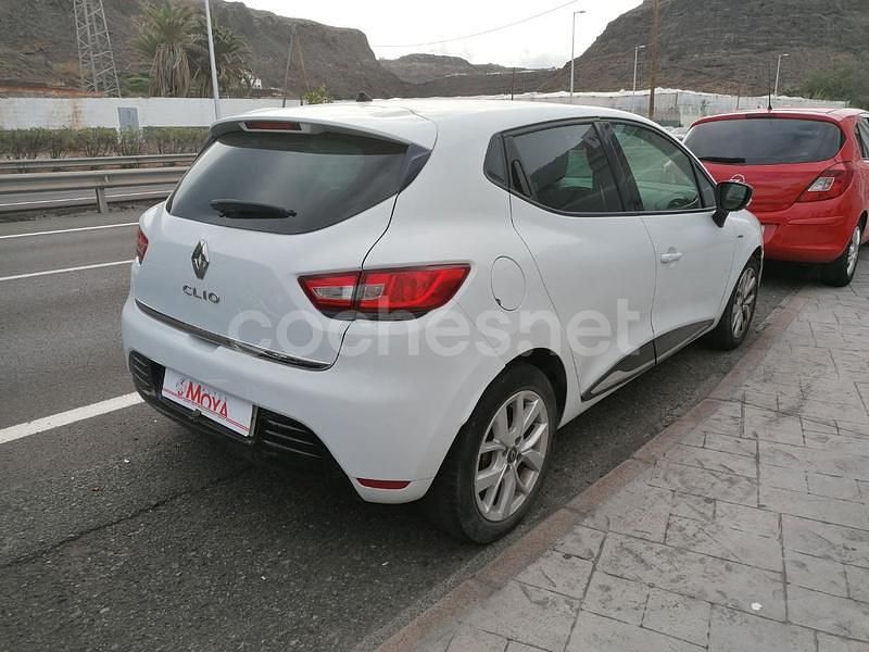 Usado Renault Clio IV LIMITED 90 CV (66 kW) 2019 Blanco Berlina