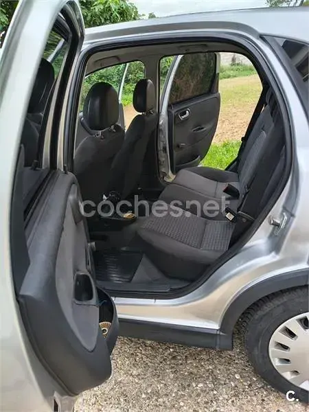 Usado Opel Corsa Edition 75 CV (55 kW) 2003 Gris / plata Utilitario