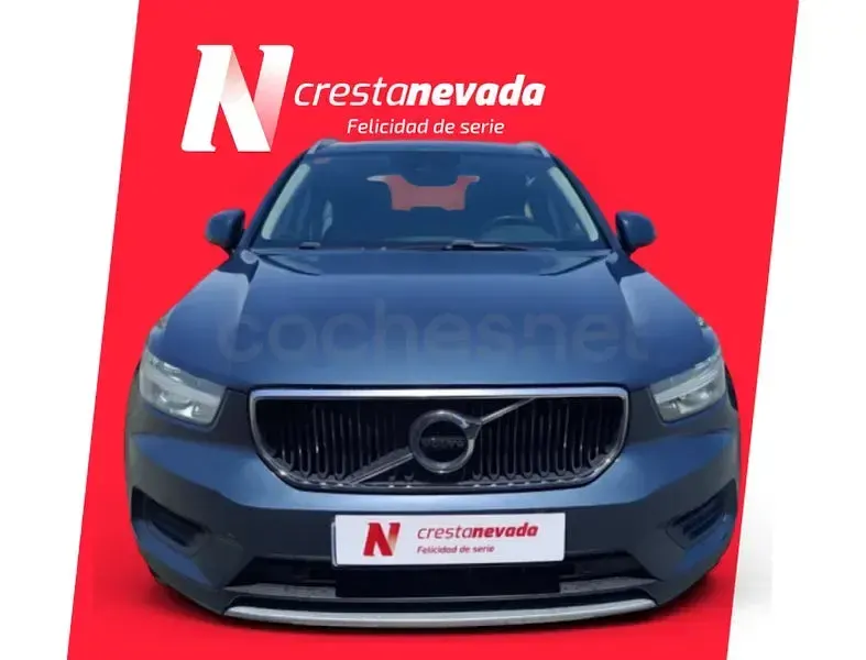 Usado Volvo XC40 Momentum 150 CV (110 kW) 2021 Azul SUV