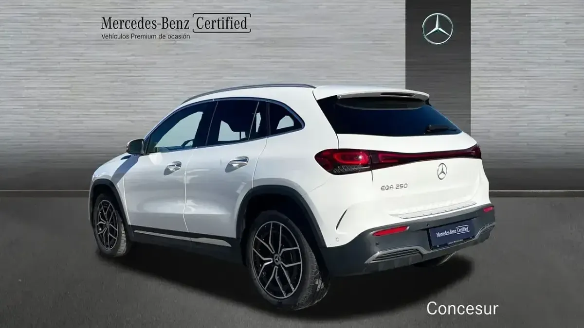 Usado Mercedes EQA250 139 kW (190 CV) 2022 Blanco SUV