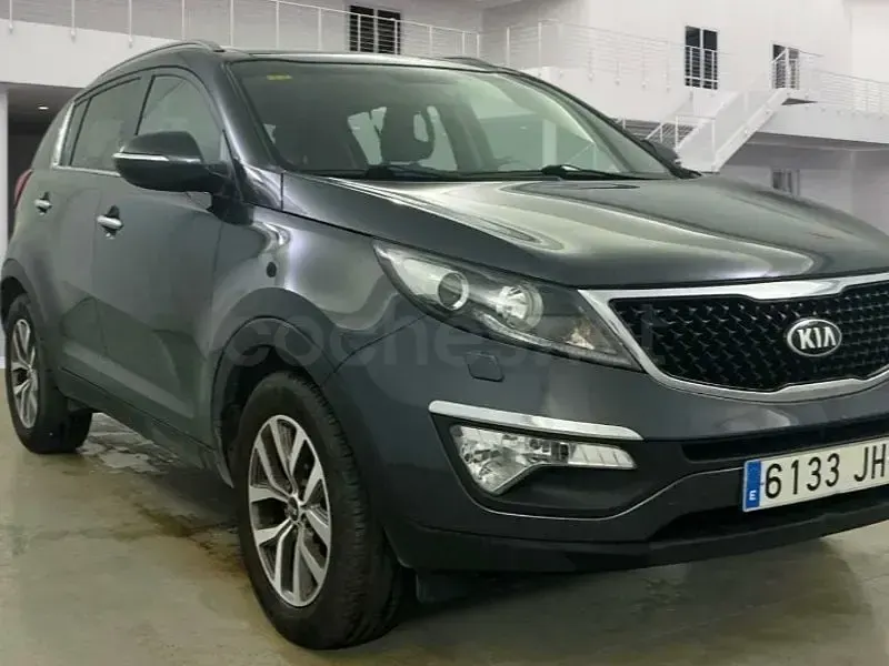 Usado Kia Sportage 136 CV (100 kW) 2015 Gris / plata SUV