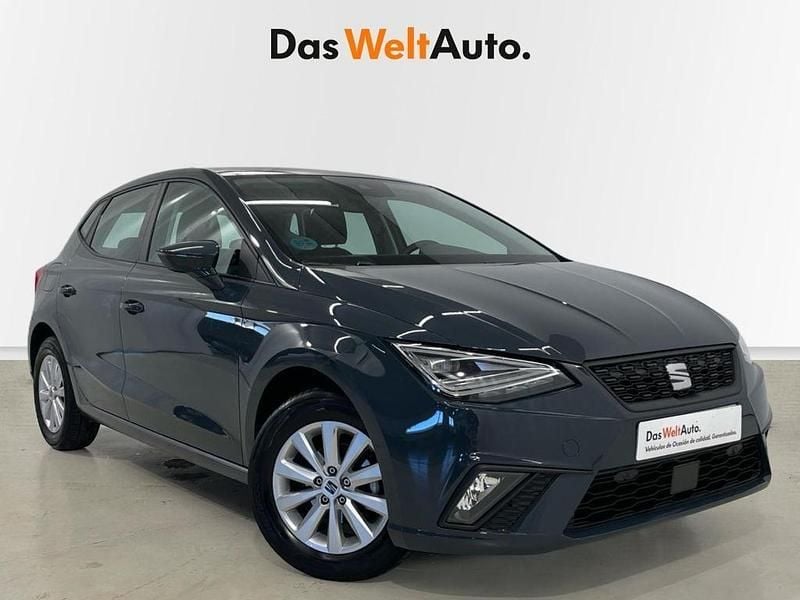 Usado Seat Ibiza Style 80 CV (58 kW) 2025 Azul Berlina