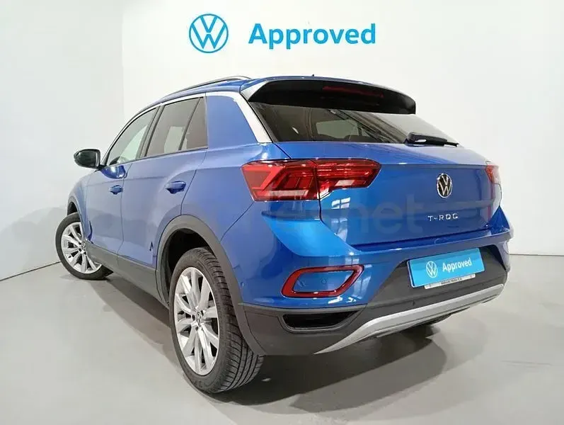 Usado VW T-Roc Edition 150 CV (110 kW) 2025 Azul SUV