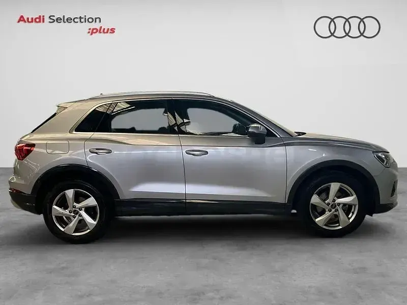 Usado Audi Q3 Advanced Plus 150 CV (110 kW) 2022 Gris / plata SUV