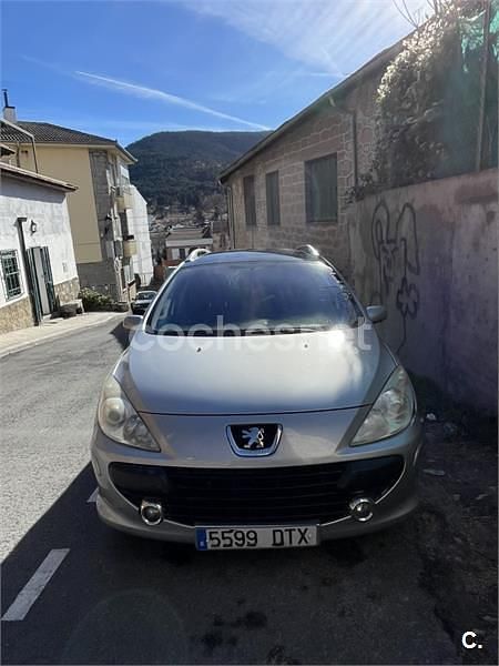 Gris / plata Usado 2005 Peugeot 307 Familiar | 2700 € (Buen precio) - Imagen 1/4