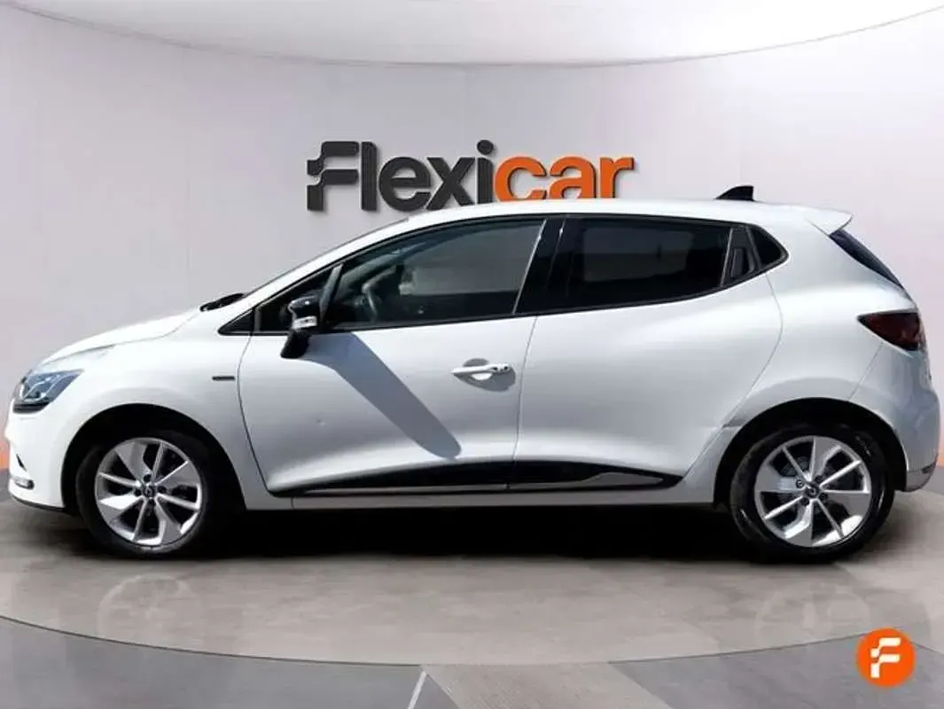 Usado Renault Clio LIMITED 90 CV (66 kW) 2017 Blanco Utilitario