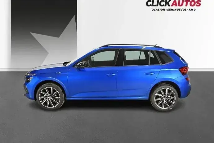 Usado Skoda Kamiq Sport 115 CV (84 kW) 2025 Plata SUV