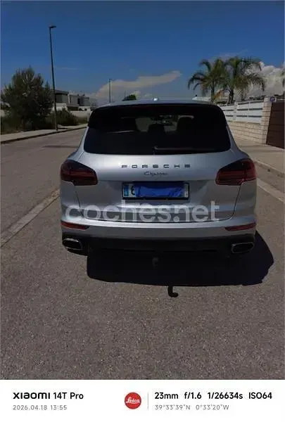 Usado Porsche Cayenne 262 CV (192 kW) 2017 Gris / plata SUV