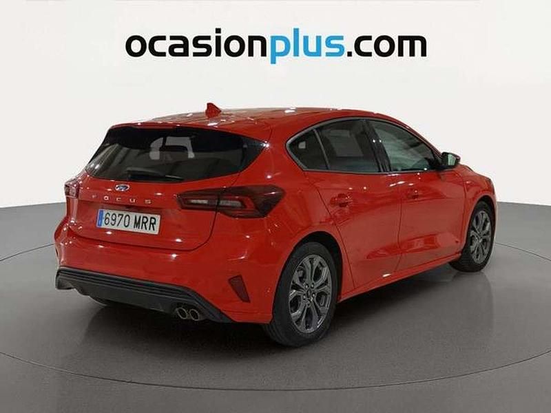 Usado Ford Focus ST-Line 155 CV (114 kW) 2024 Rojo Utilitario