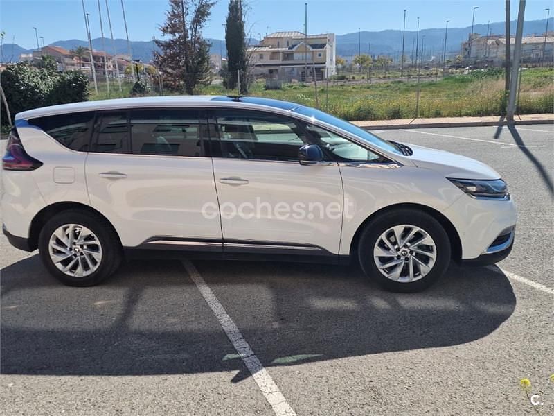 Usado Renault Espace Zen 160 CV (117 kW) 2016 Blanco Monovolumen