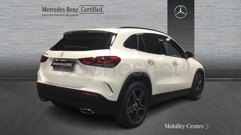 Usado Mercedes GLA200 AMG line 150 CV (110 kW) 2022 Blanco polar  pintura unicolor SUV