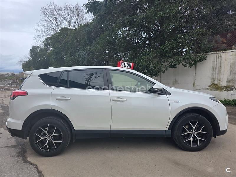 Usado Toyota RAV4 Hybrid 218 CV (160 kW) 2018 Blanco SUV