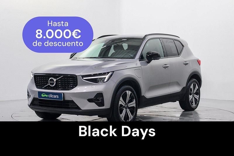 Gris Usado 2023 Volvo XC40 Plus SUV | 35.990 € (Un poco caro) - Imagen 1/4