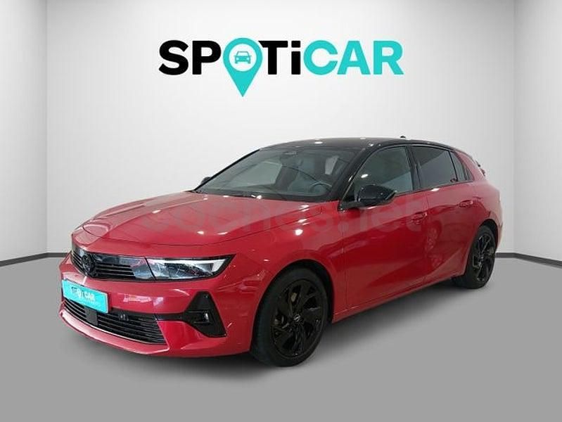 Usado Opel Astra GS Line 130 CV (95 kW) 2022 Rojo Berlina