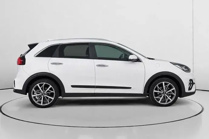 Usado Kia Niro 141 CV (103 kW) 2022 SUV