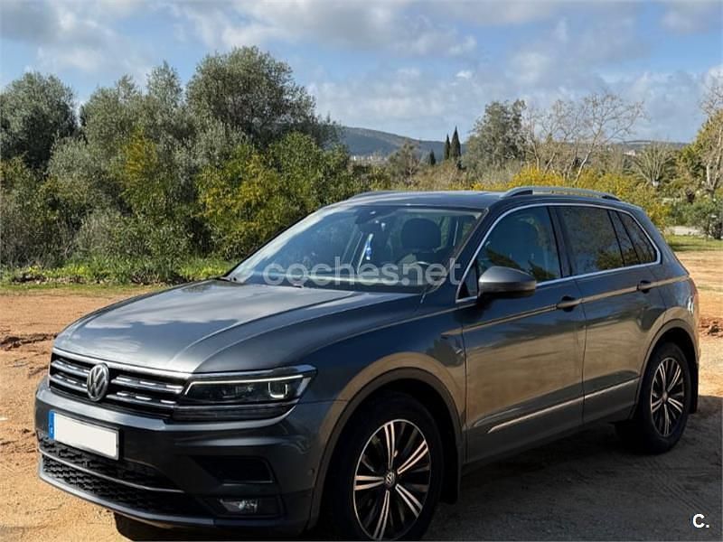 Usado VW Tiguan Sportline 150 CV (110 kW) 2018 Gris / plata SUV