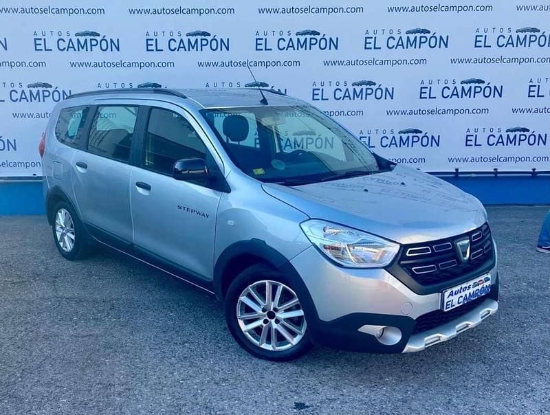 Usado Dacia Lodgy Stepway 116 CV (85 kW) 2020 Gris / plata Monovolumen