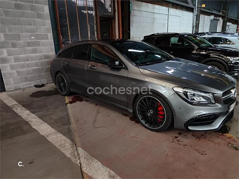 Usado Mercedes CLA45 AMG Shooting Brake 381 CV (280 kW) 2019 Gris / plata Familiar