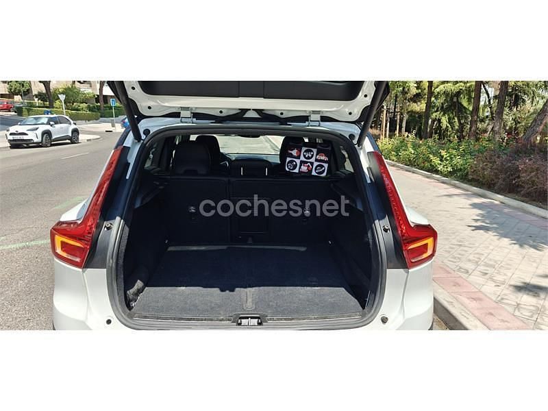 Usado Volvo XC40 R-Design 247 CV (181 kW) 2017 Blanco SUV