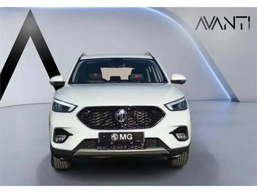 Usado MG ZS Luxury 106 CV (77 kW) 2023 Blanco SUV