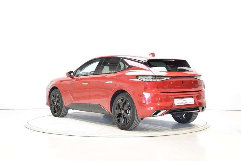 Usado DS Automobiles DS4 Performance 131 CV (96 kW) 2024 Rojo SUV