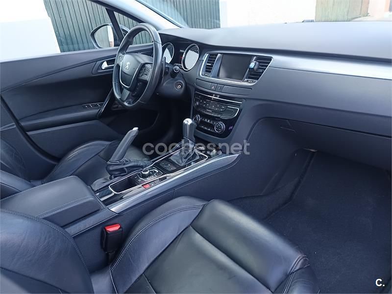 Usado Peugeot 508 SW Active 163 CV (119 kW) 2012 Negro Familiar