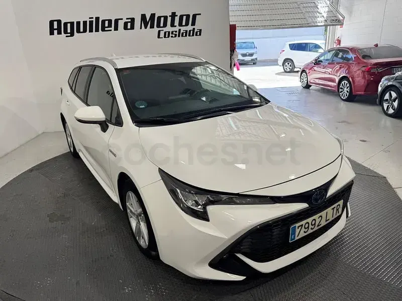 Usado Toyota Corolla Active 122 CV (89 kW) 2021 Blanco Familiar