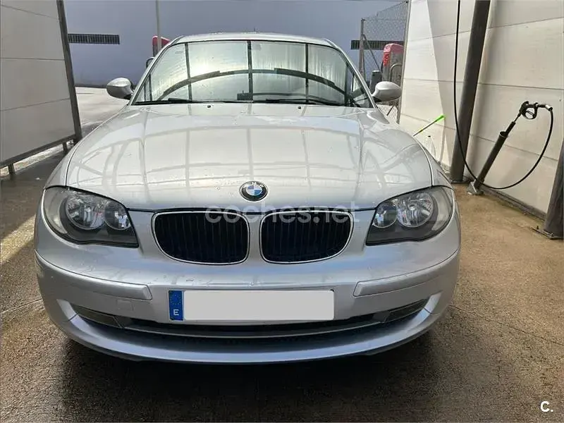 Usado BMW 116 115 CV (84 kW) 2007 Gris / plata Utilitario