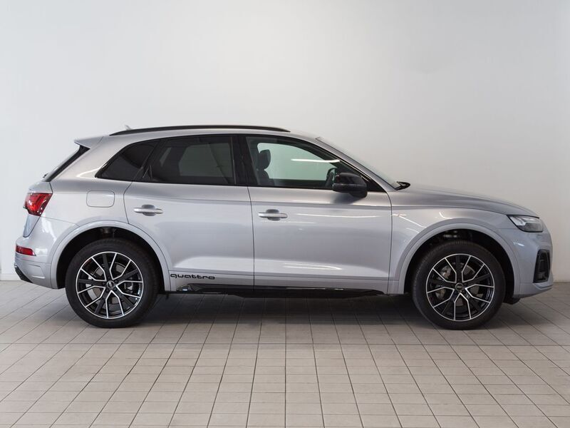 Usado Audi Q5 204 CV (150 kW) 2022 Plata SUV