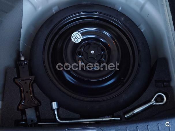 Usado Nissan Pulsar Acenta 115 CV (84 kW) 2015 Gris / plata Utilitario