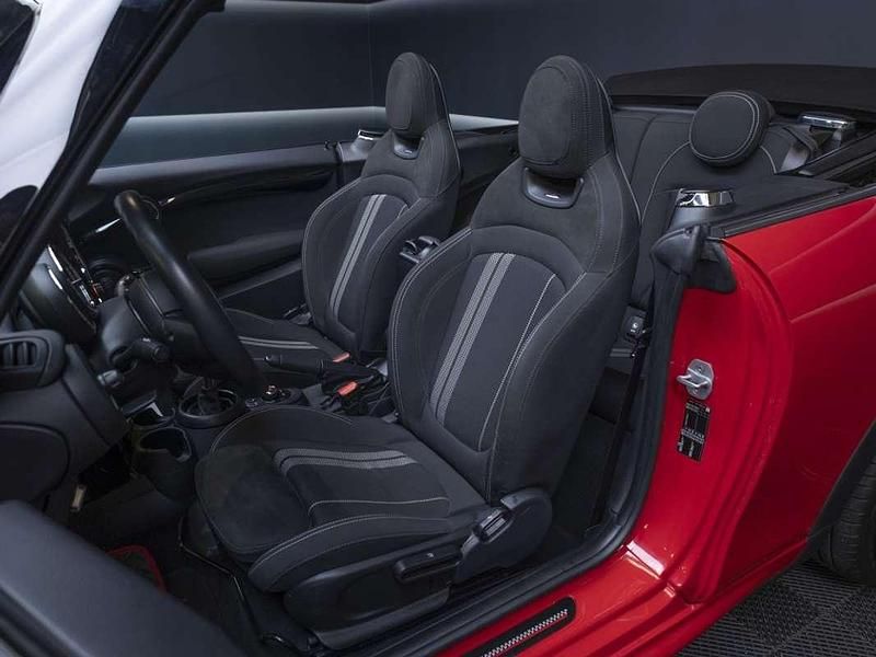Usado Mini John Cooper Works Cabriolet 231 CV (169 kW) 2019 Rojo Descapotable