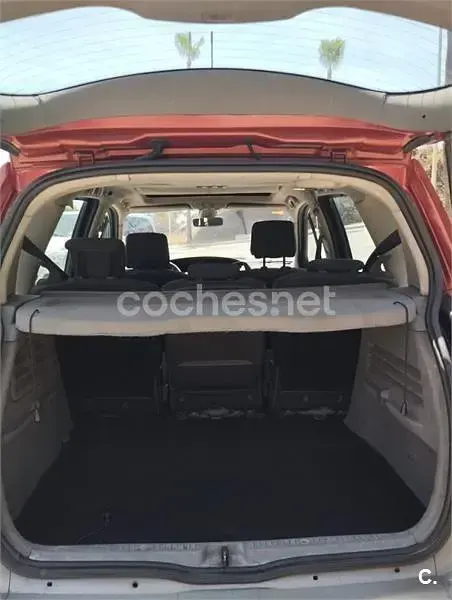 Usado Renault Scénic II Exception 120 CV (88 kW) 2005 Rojo Monovolumen