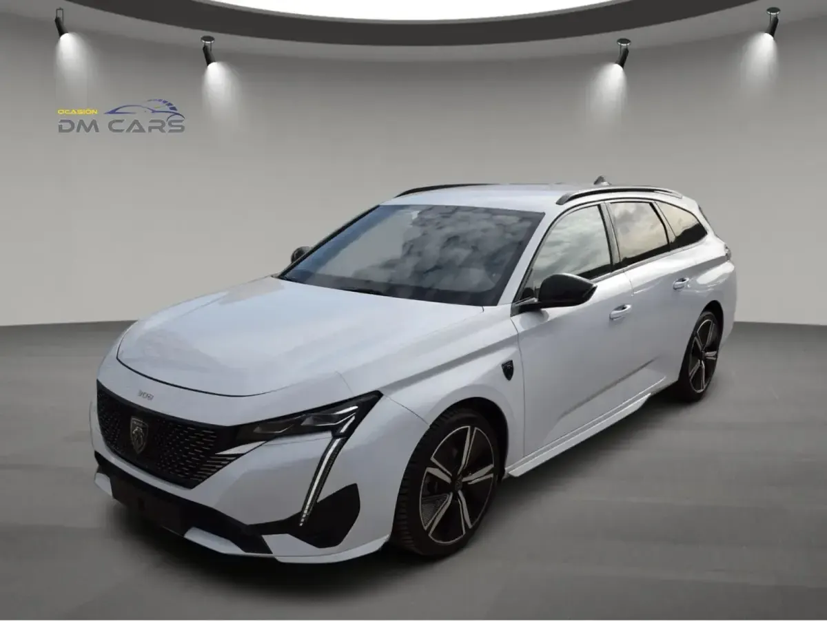 Usado Peugeot 308 SW GT 130 CV (95 kW) 2024 Blanco Familiar