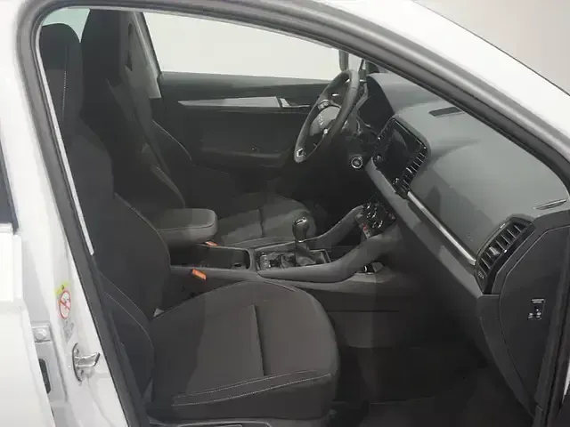 Nuevo Skoda Karoq Selection 115 CV (84 kW) 2026 Blanco SUV
